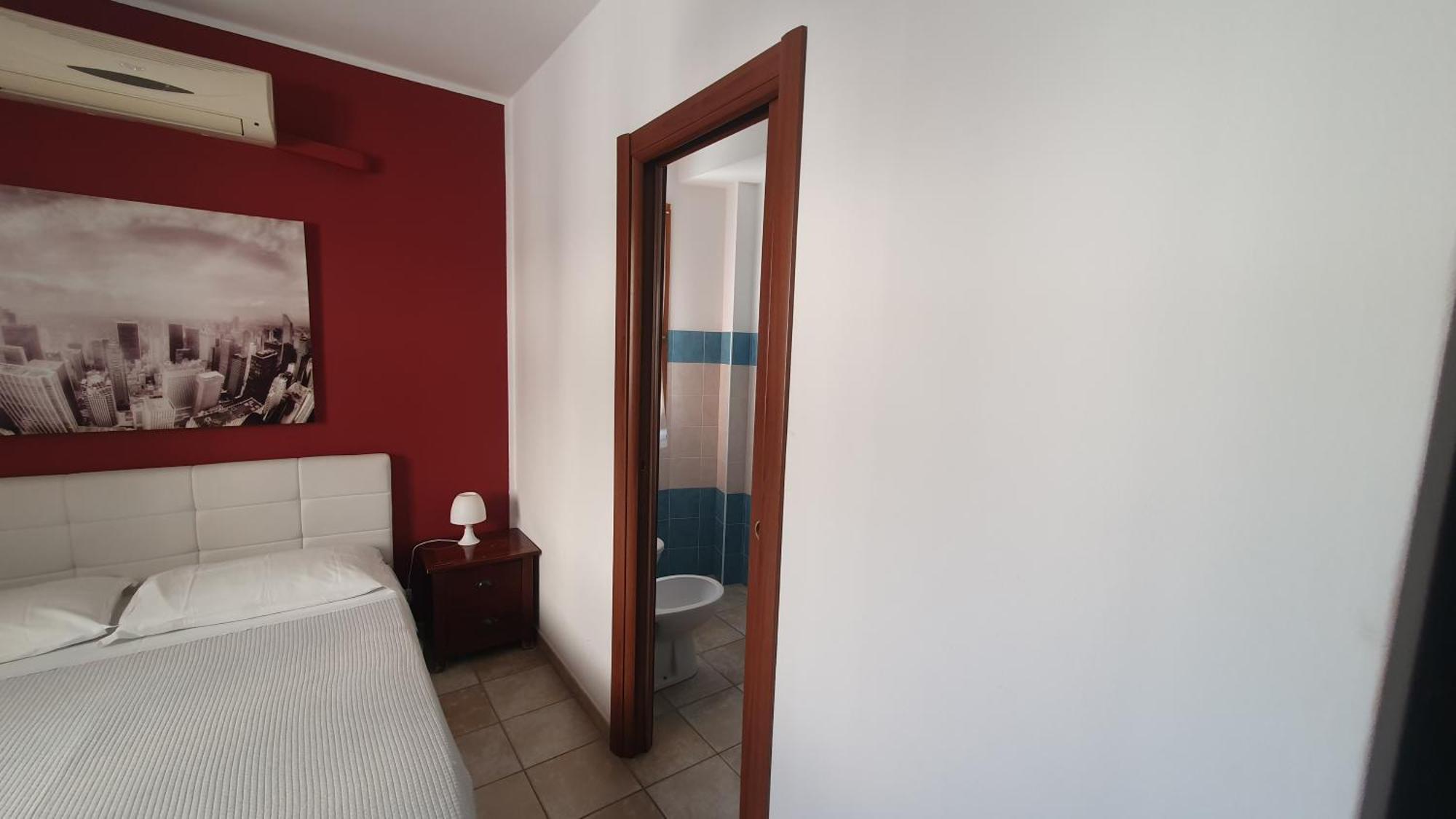 Blue Dolphin Guest House ألغيرو المظهر الخارجي الصورة